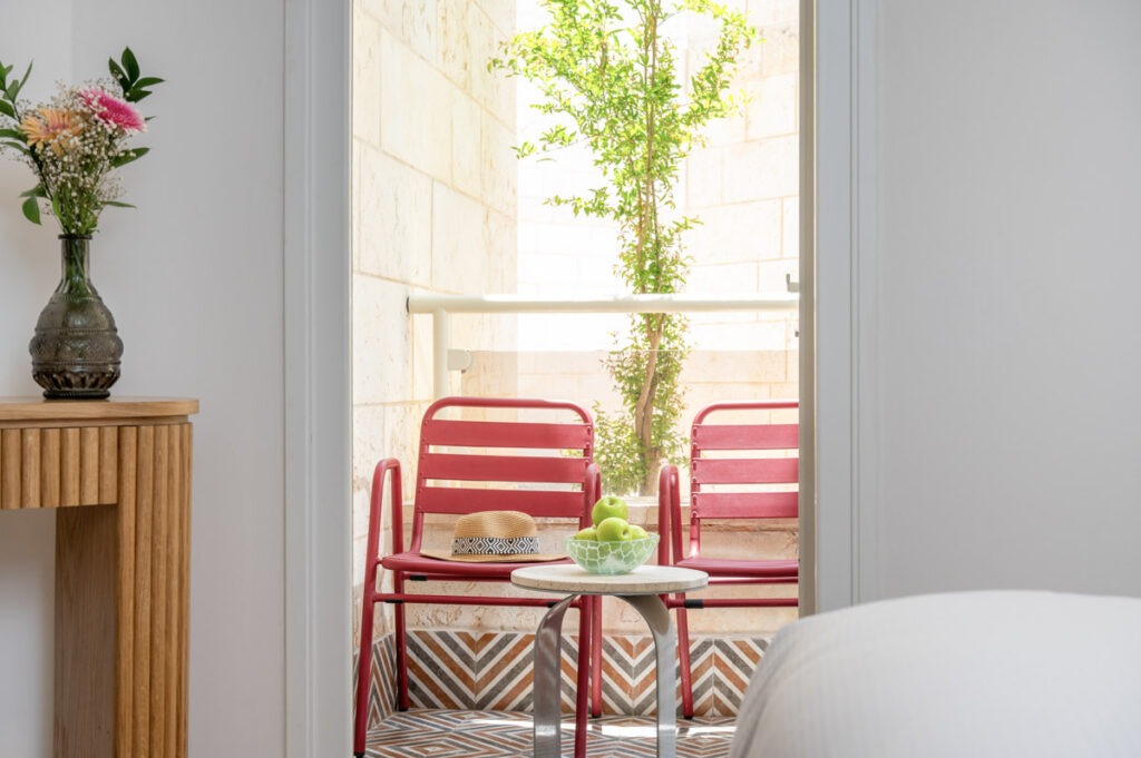 Neve tamar_room_05