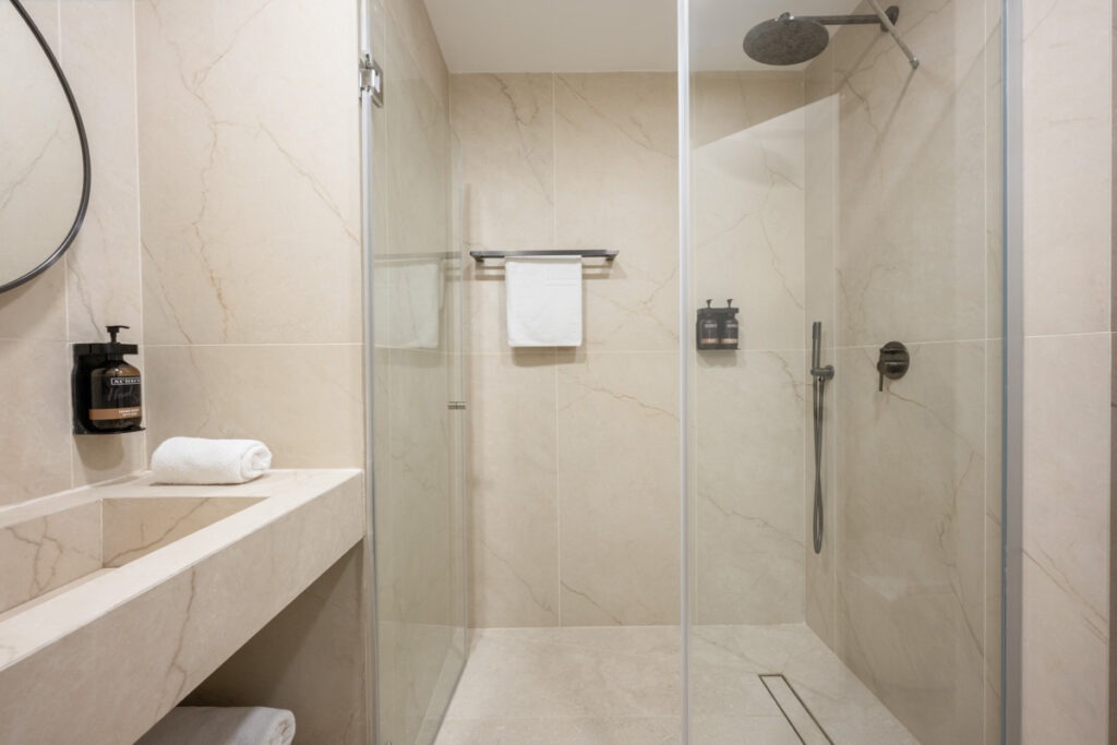 Neve tamar_room_07